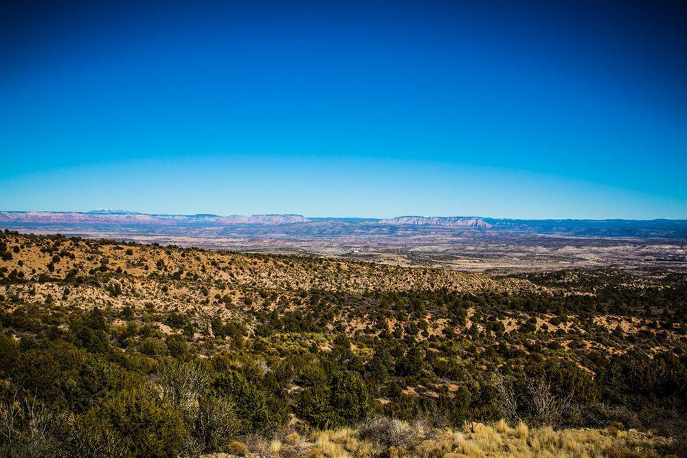 Verde Valley Rv & Camping Resort, A Thousand Trails Property コットンウッド エクステリア 写真